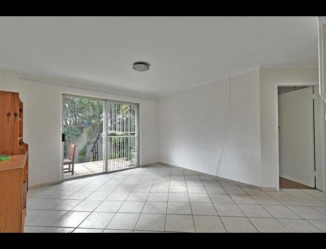 2 BEDROOM TOWNHOUSE FOR SALE IN SUNDOWNER